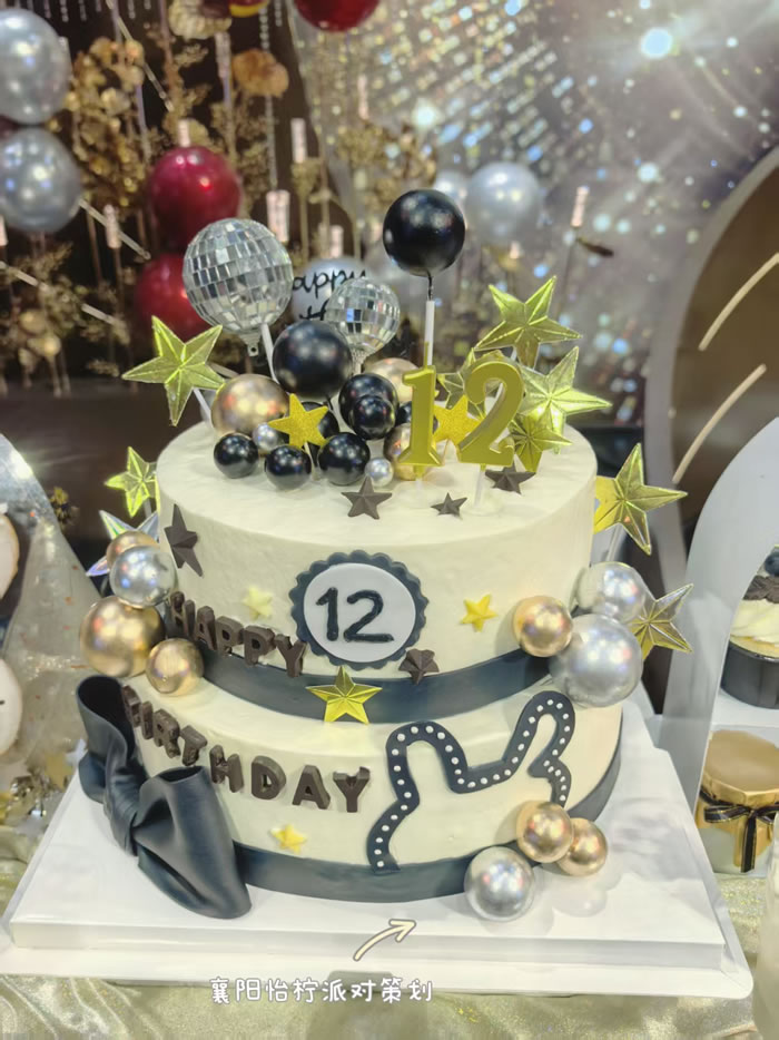暗夜星河·拾贰｜镜球星河 12 岁生日甜品台设计-图一
